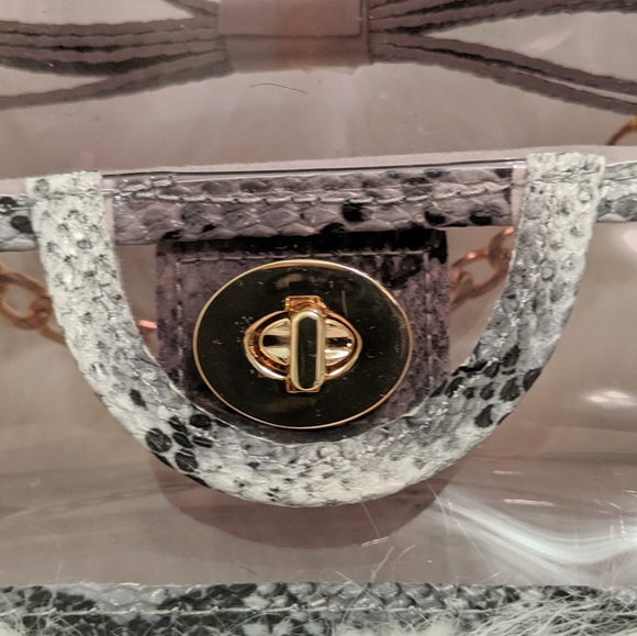 NWT Clear Flap Bag And Pouch - Picture 10 of 13